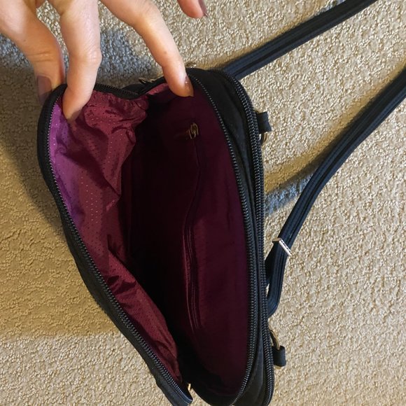 Travelon Black Crossbody Anti-Theft Travel Purse - Picture 5 of 9